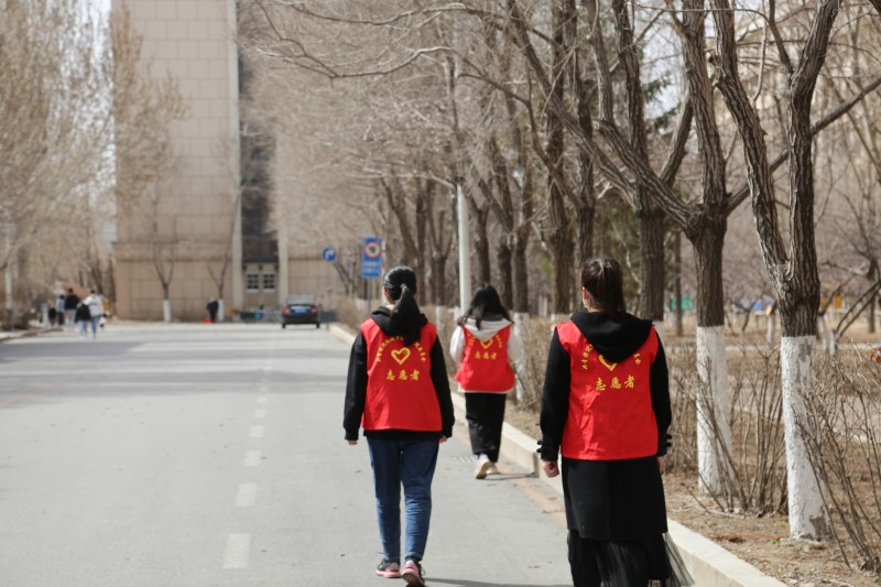 2、已发-学校新闻-团委-beat365唯一官网青年突击队战“疫”显担当 (2)